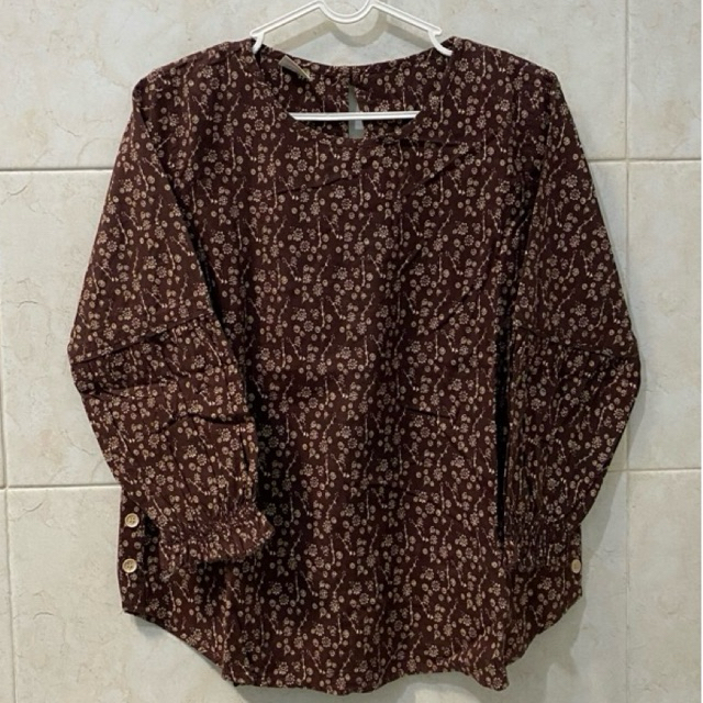 PRELOVED(+BONUS RANDOM) BLOUSE MCB LADIES MOTIF BUNGA