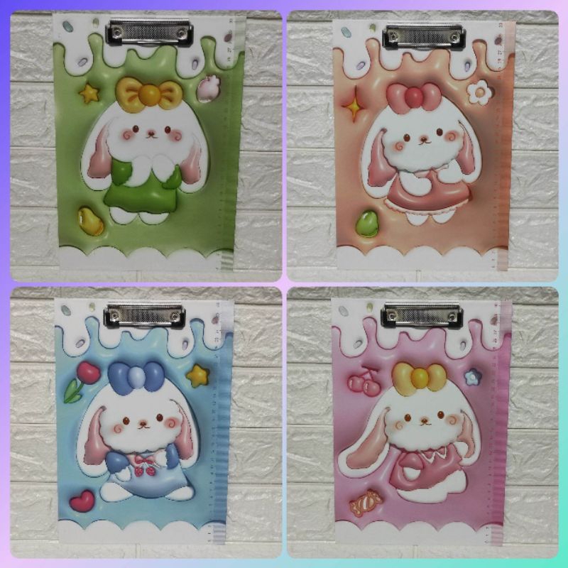 

28. Papan Dada Karakter Warna Pink