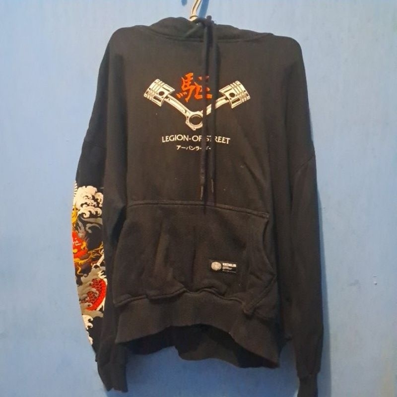 Hody Legion Of Street / Sweater Kremlin Clothing Tebal  / Sweater Bekas  Berkualitas