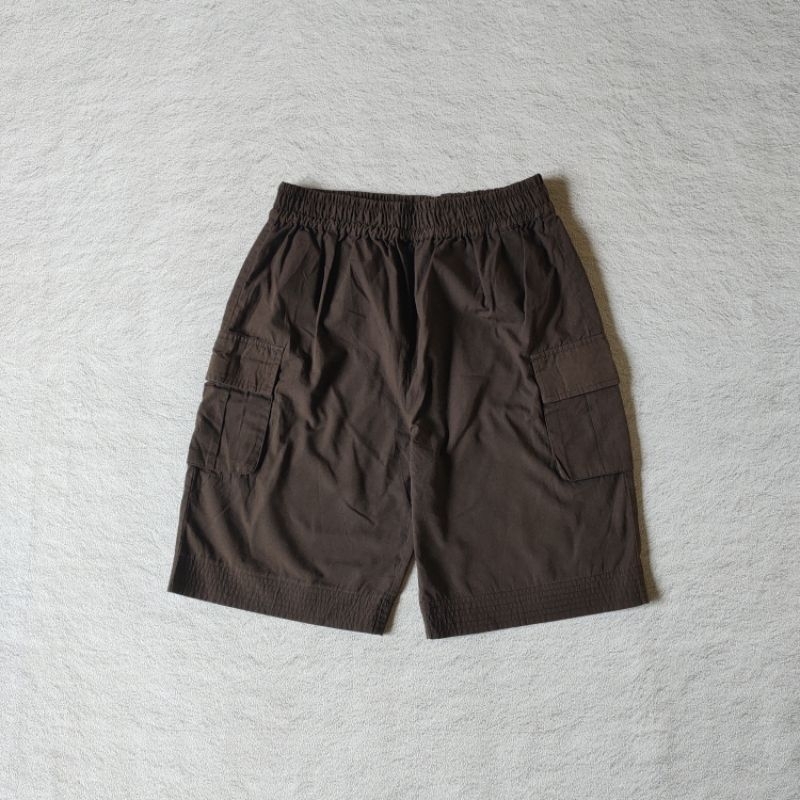Short cargo pants japan
