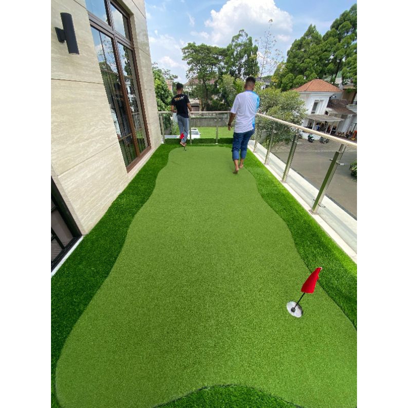 Lapangan mini golf - puting green - golf sintetis