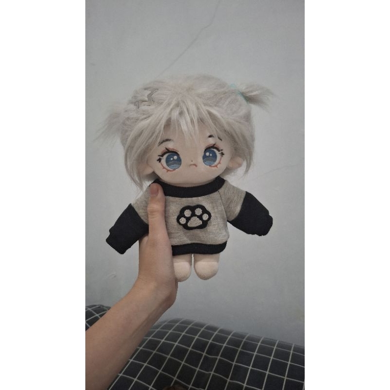 plush doll/ kpop doll 20cm