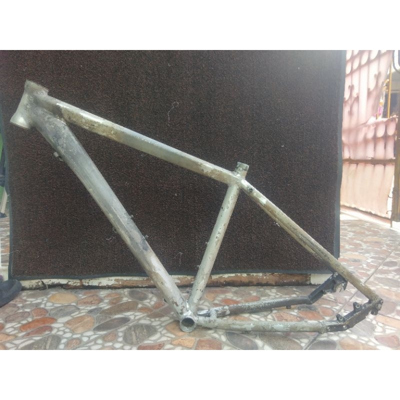 frame tengah polygon heist