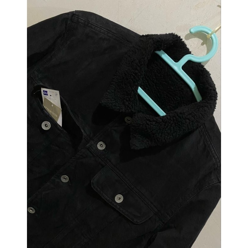 Uniqlo Trucker Denim jaket Sherpa