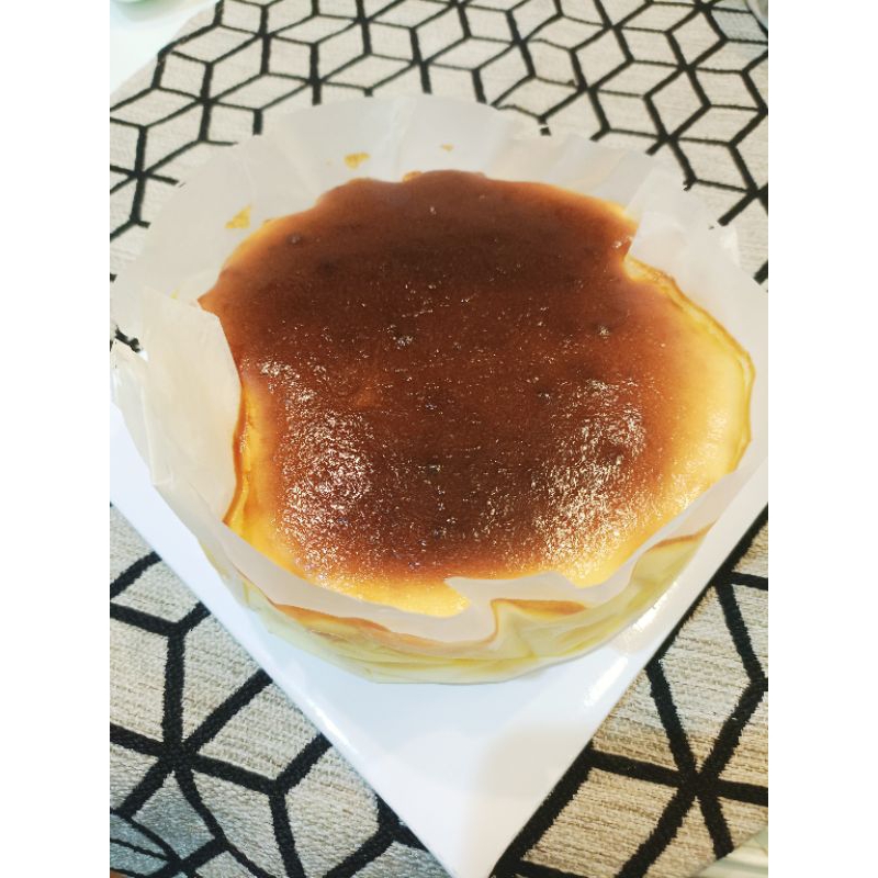 

Basque Burnt Cheesecake