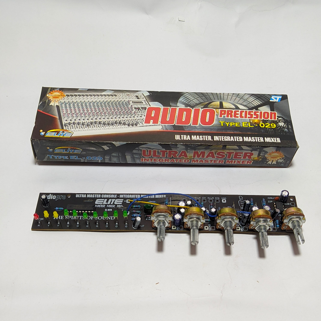 ULTRA MASTER MIXER AUDIO ELITE PLUS VU LED DISPLAY