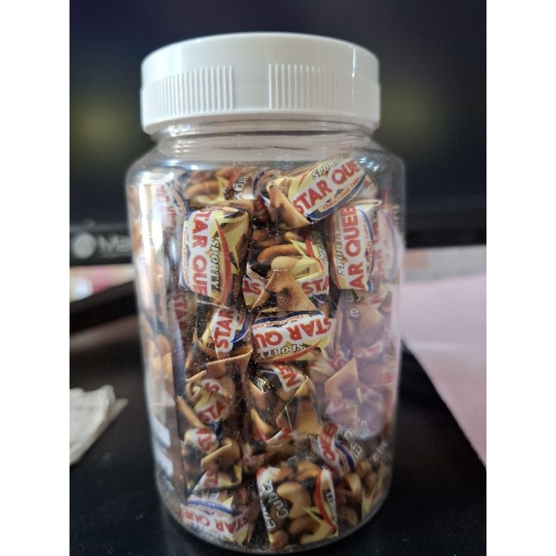 

COKLAT CUBE STARQUEEN 1 toples isi 60 pcs