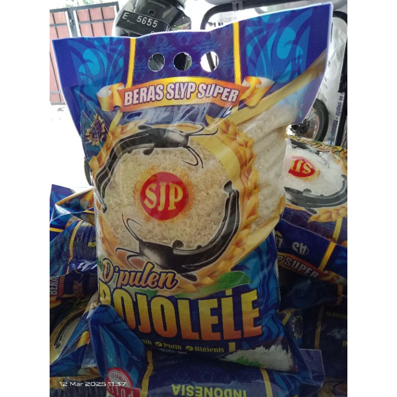

BERAS ROJOLELE PREMIUM KEMASAN 5KG