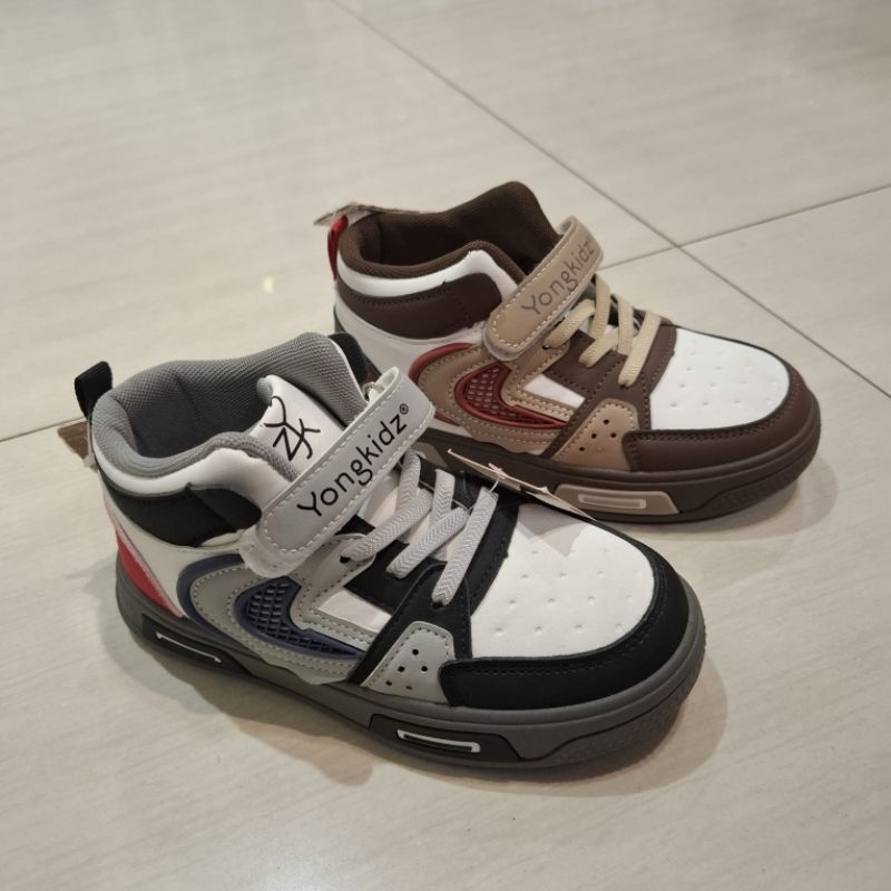 sepatu sneakers anak laki-laki semi boot yongkidz ORI size 31-37