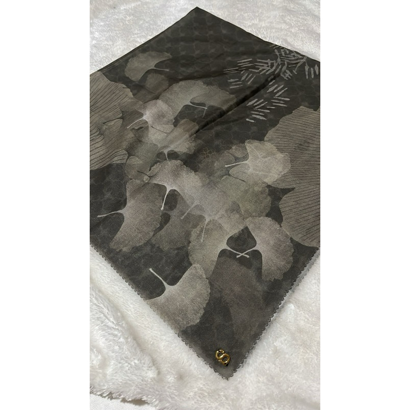 Buttonscraves Ginkgo Series in Grass Jelly preloved no box VGC