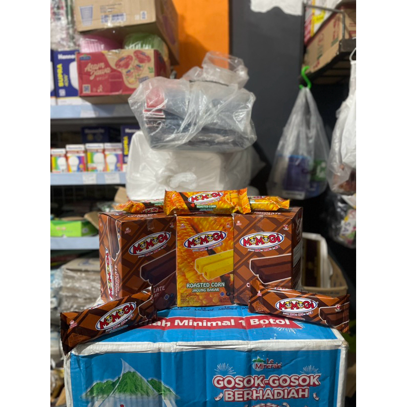 

1 BOX MOMOGI STICK 12 gr isi 10 pcs Halal Snack Praktis NEW !!! COKELAT & JAGUNG BAKAR !!!