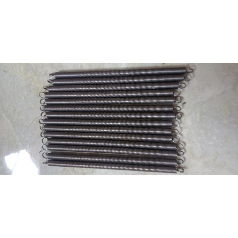 per tarik. kawat baja0,5mm od4mm panjang total 70mm