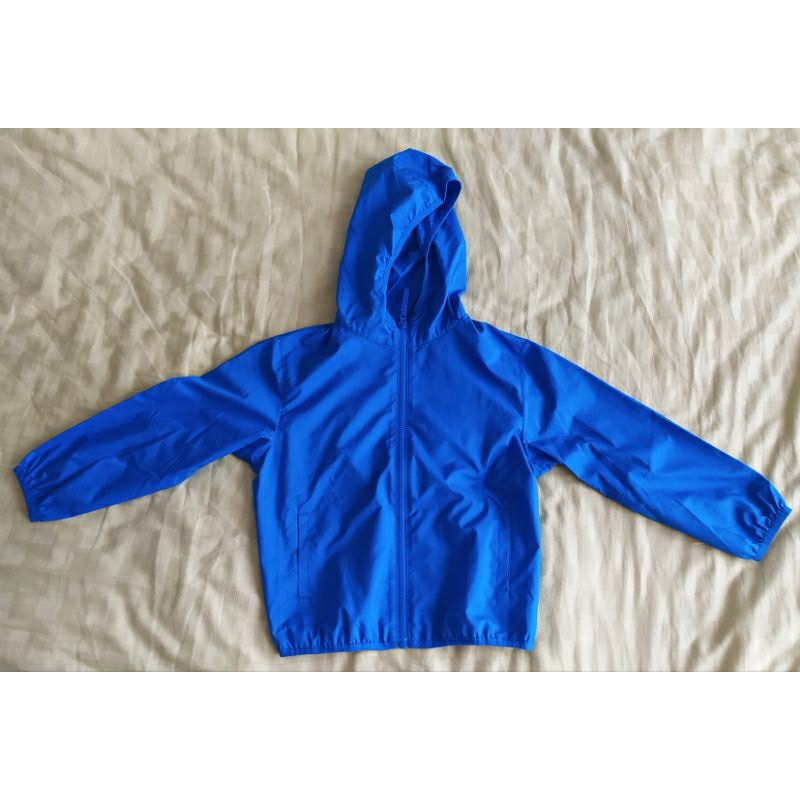 Preloved jaket parasut anak laki-laki Uniqlo size 110