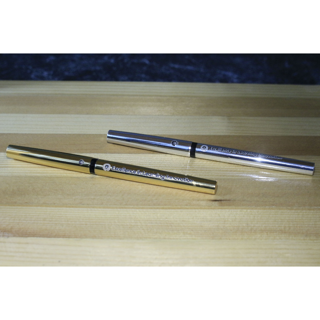 

Bolpoin Pentel UM | Bolpoin Signature Style Mahasiswa/i | Bolpoin Mahasiswa Malang