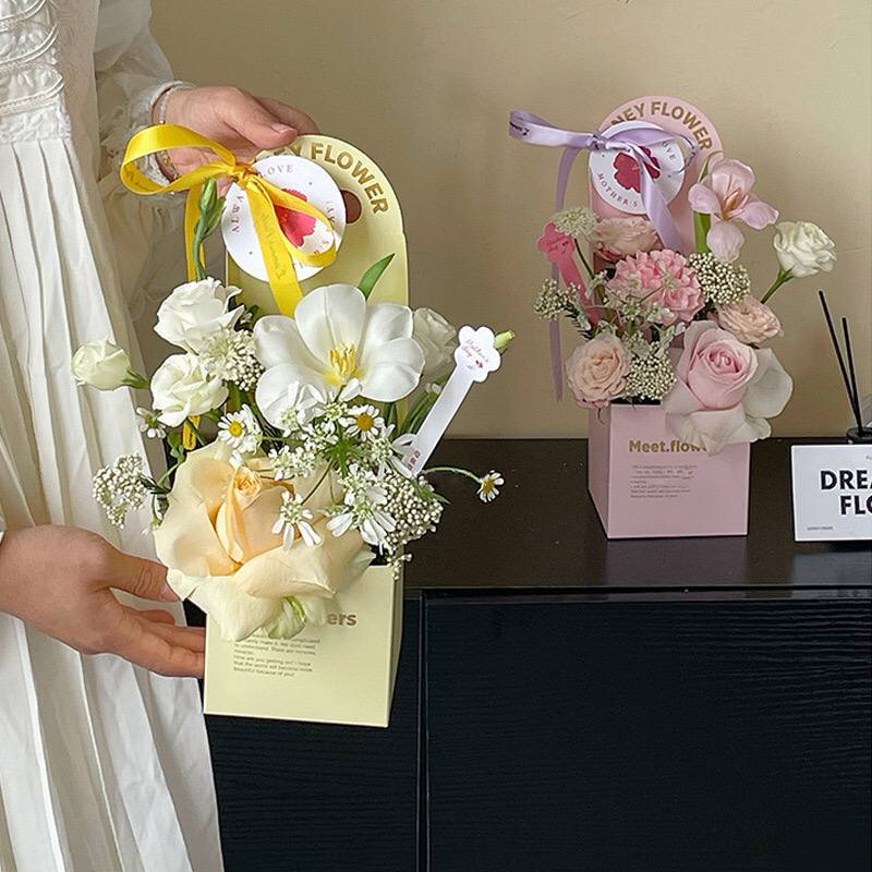 

1Pcs Box Tenteng Edisi Mother's Day/ Flower box / Kotak Buket Tenteng