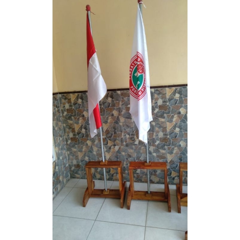 

Tatakan tiang bendera