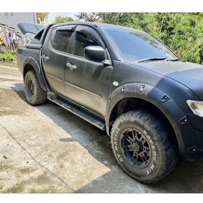 Over Fender Triton 2008 - 2015