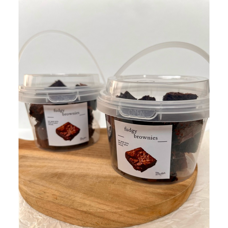

Fudgy Brownies Bucket 12pcs