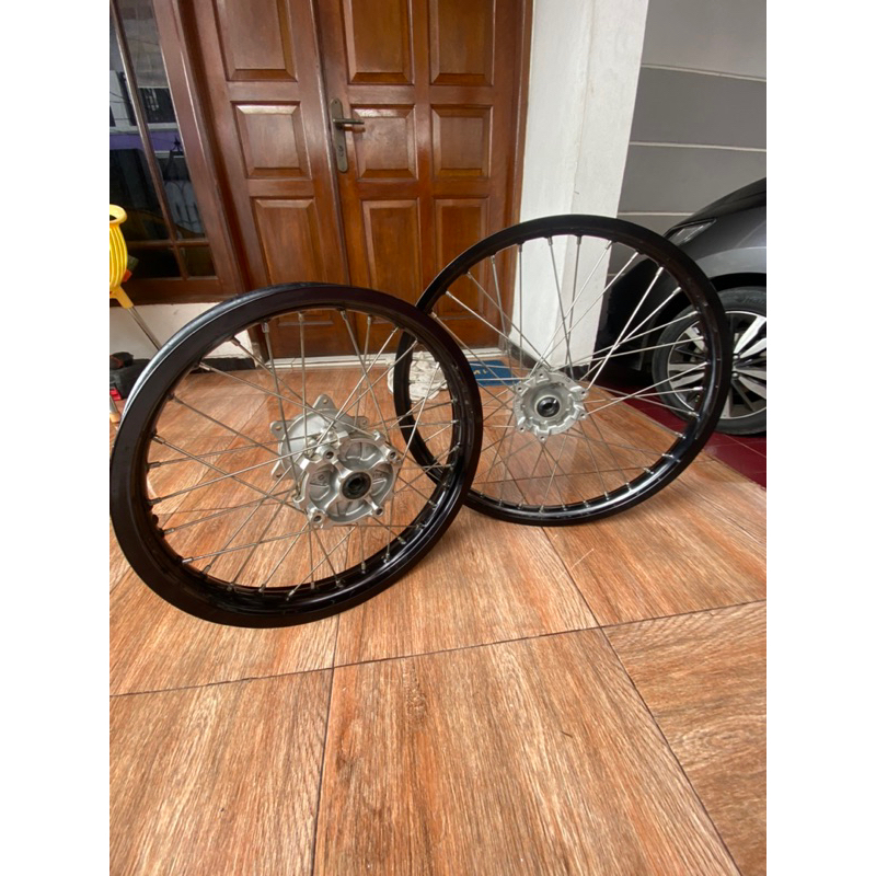 Velg ori Crf 150 Hitam Original