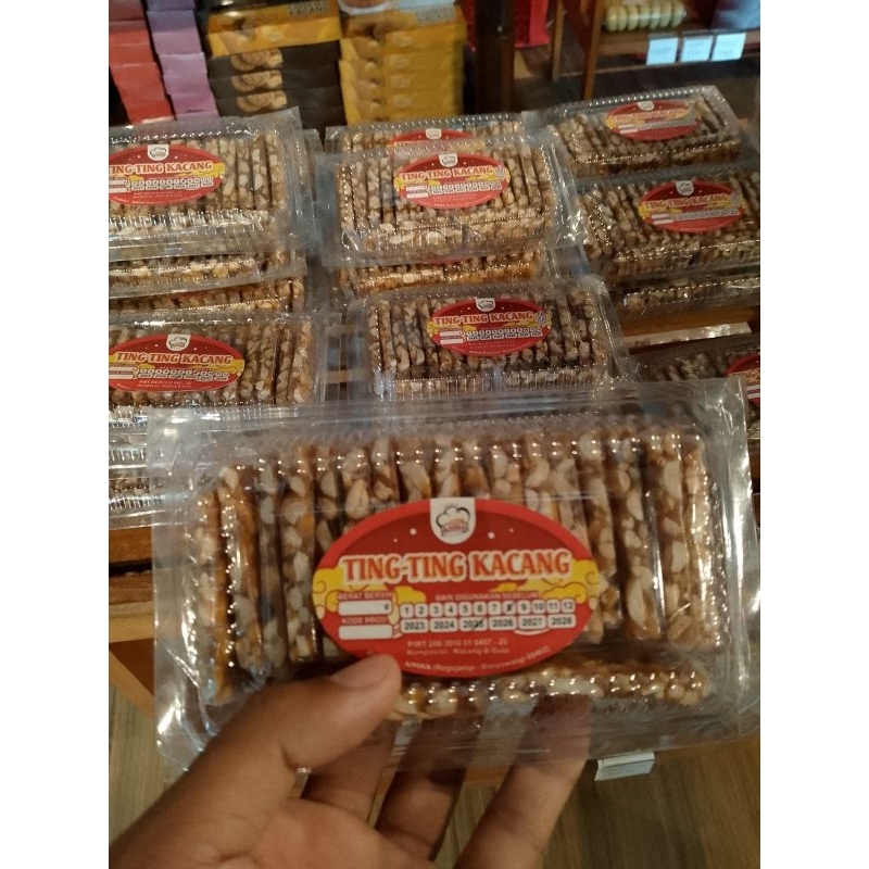 

TIC TIC KACANG premium khas banyuwangi/tic tic kemasan mika