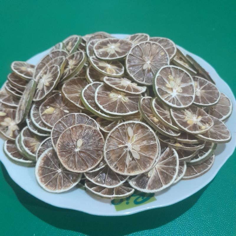 

Jeruk nipis kering / dried lime *yuk seduh botanikal