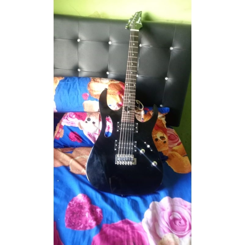 Gitar listrik Ibanez Jem Hitam Bonus Tas Gitar, Kabel Jak dan Handle