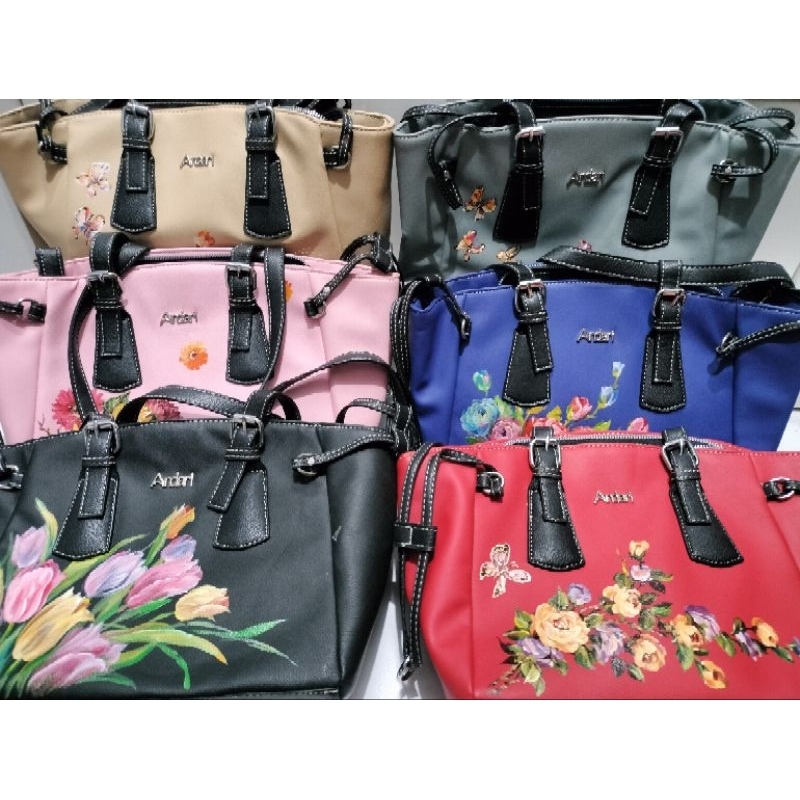 

TOMUNA Bag By Andari