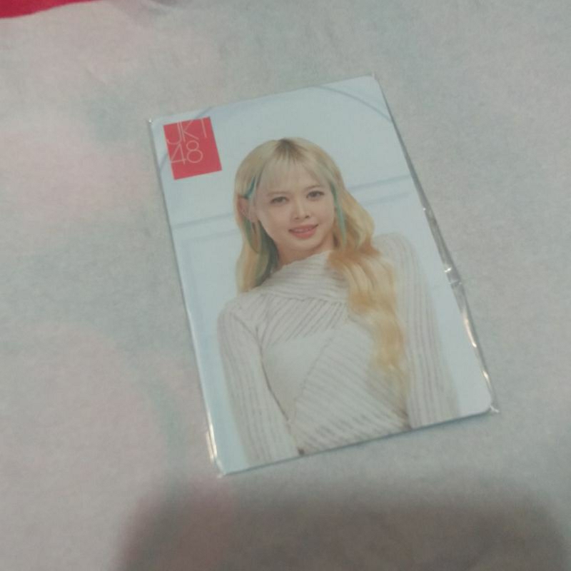 PC Photocard Feni JKT48 x JTrust Bank