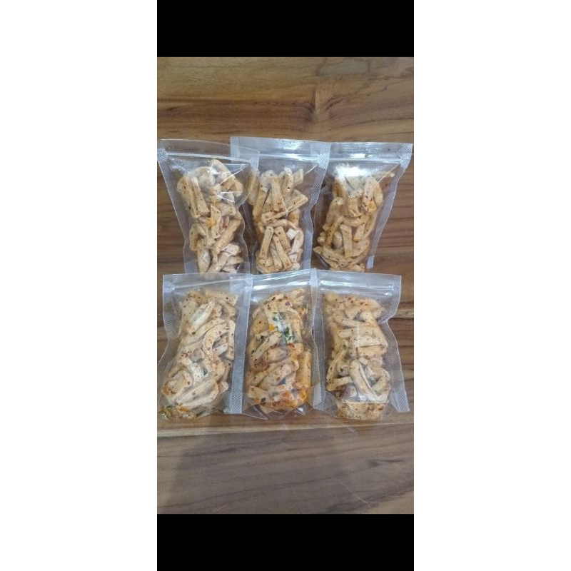 

basreng garut enak rasa pedas/ori kemasan praktis cocok buat cemilan