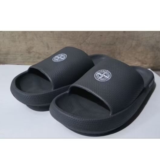 Sandal Slide Stone Island Pria