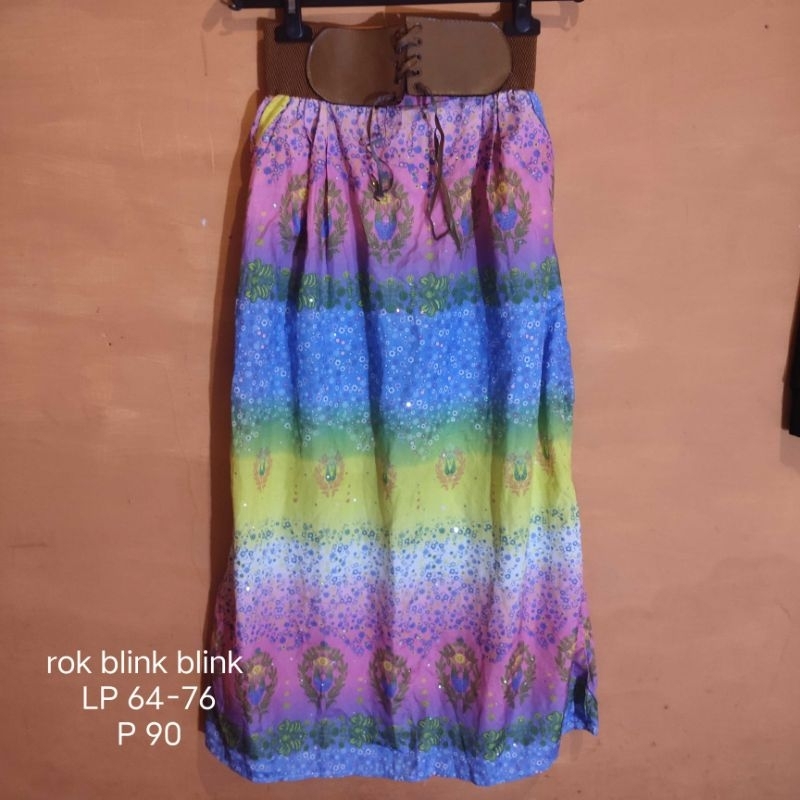 bawahan wanita rok panjang warna pelangi second masih bagus
