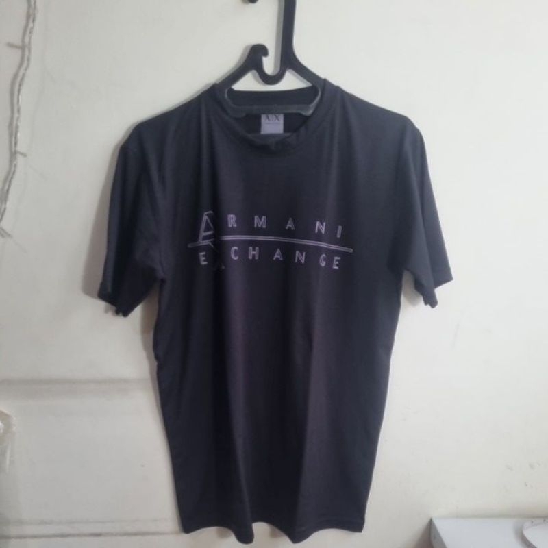 Kaos pria armani tidak ori preloved hitam