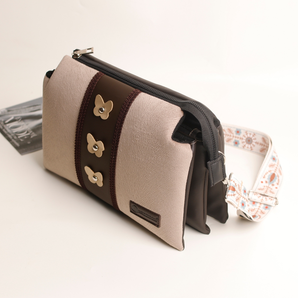 TAS FEEBLE MOKAMULA TAS ETNIK MOKAMULA Tas Selempang Wanita