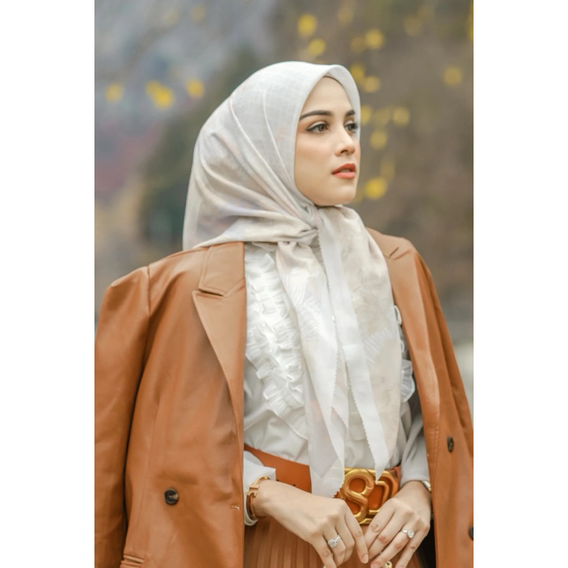 PRELOVED BUTTONSCARVES ISELTWALD - SNOW