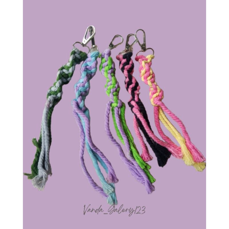 Macrame Keychain Gantungan Kunci Macrame Souvenir Macrame