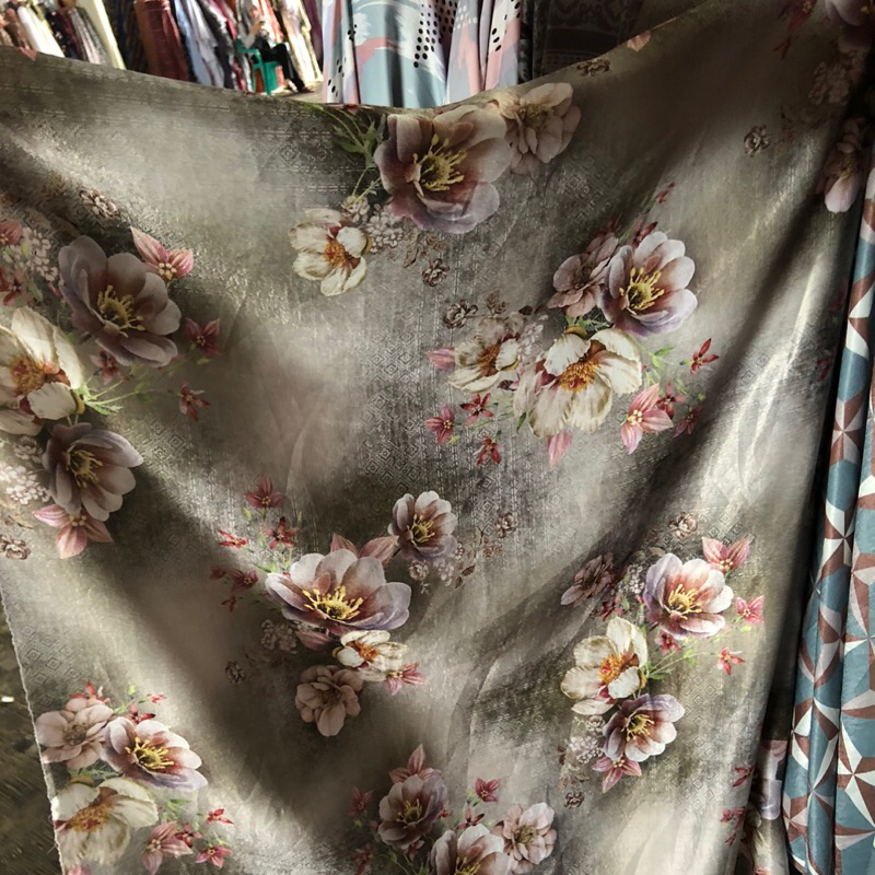 Kain Santorini silk motif - kain santorini silk motif bunga - kain santorini silk motif premium m.k