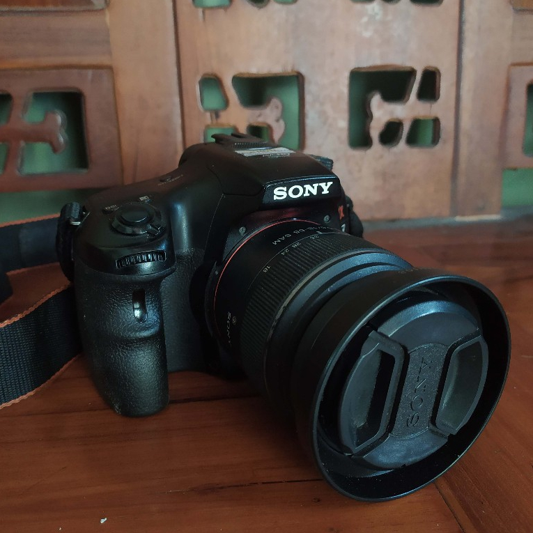 Kamera DSLR Sony A57Lensa 18-55mm