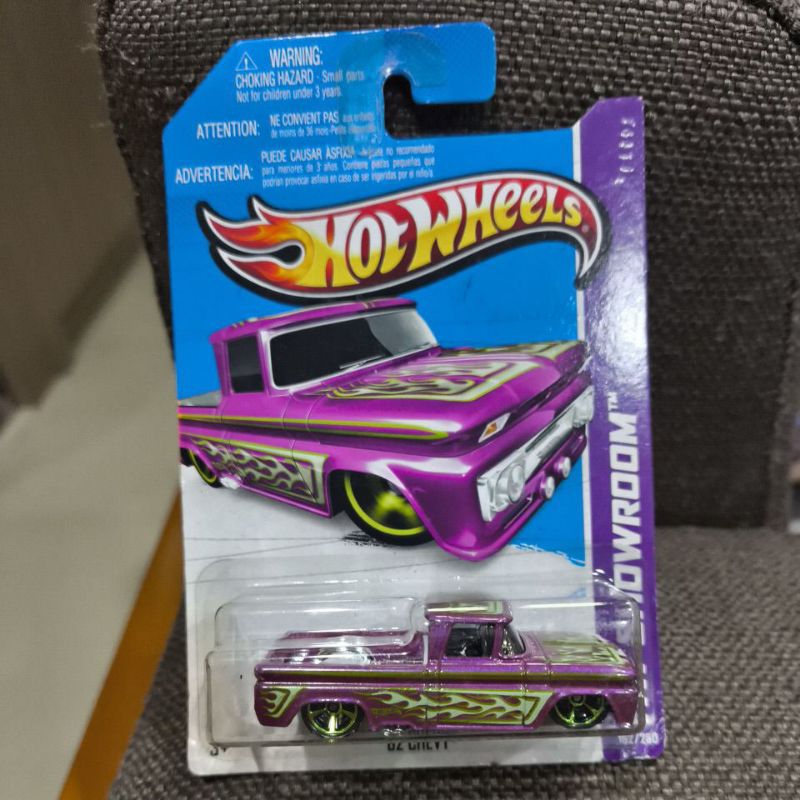 Hot Wheels 62 Chevy Ungu HW Showroom 2013