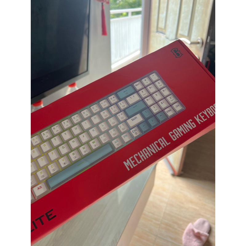 mechanical gaming keyboard preloved