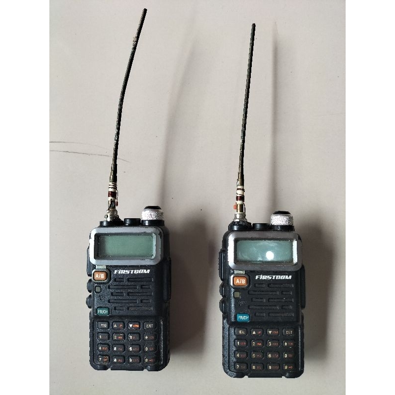 Di Jual HT Firstcom FC-26 Dual Band  Waterproof Handie Talkie FC 26 Walky  Talky - Hitam