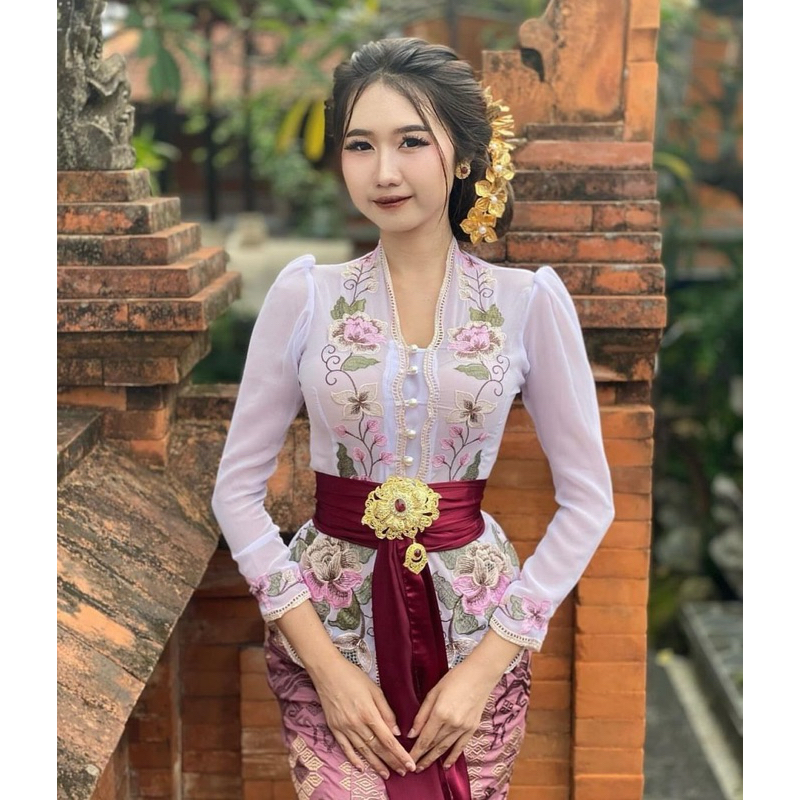 PUTIH kebaya jadi bordir bali motif terbaru terlaris termurah kebaya bordir bali kebaya encim kebaya