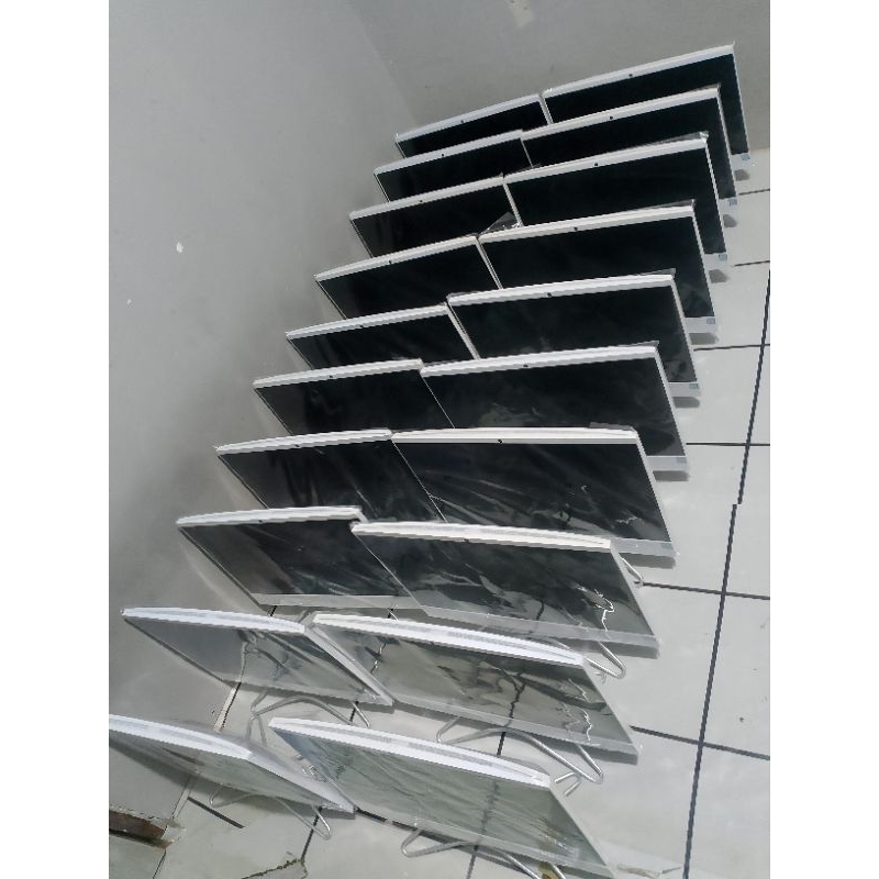 PC AIO hp 200-G3 Intel core i5-8250 Ram 4GB SSD 512GB win 11