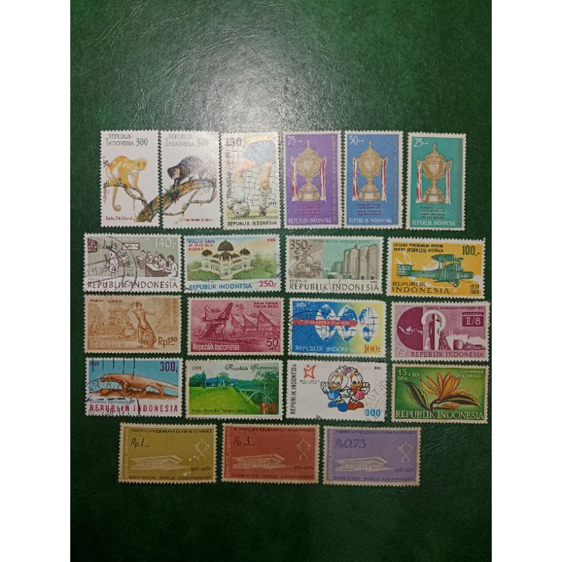 

Prangko Indonesia 21 Pcs Campur USED/UN USED