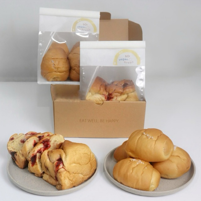 

Duo Bread | Vegan Bread | Salted Bread + Strawberry Twist