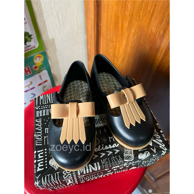 Preloved Mini melissa Shoes Black