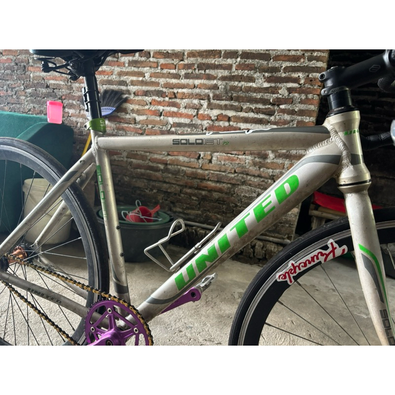 united soloist 72