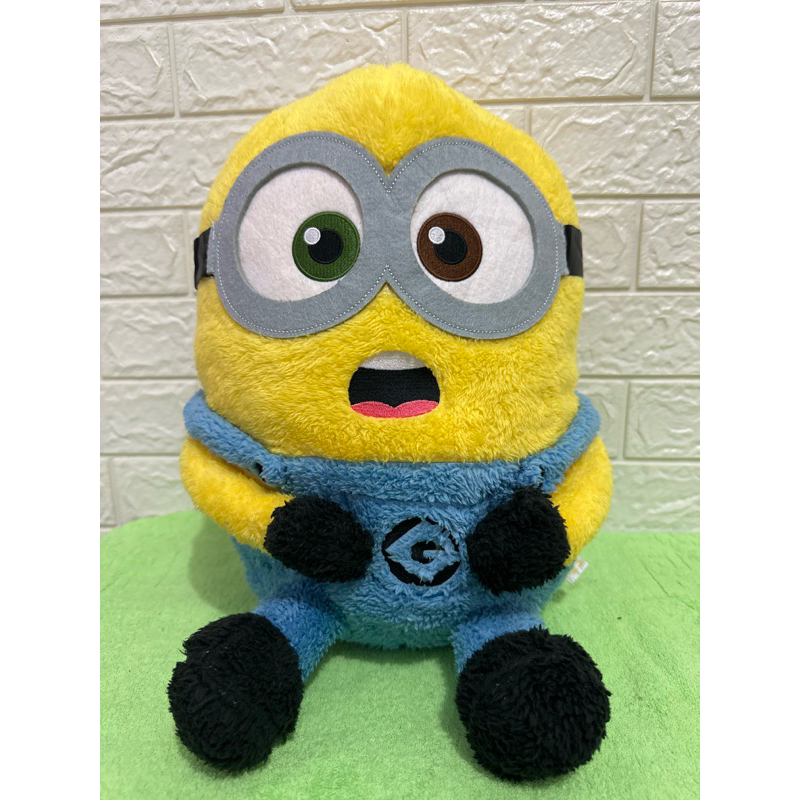 Boneka Minions Despicable Me Bob jumbo bulu 40cm Original