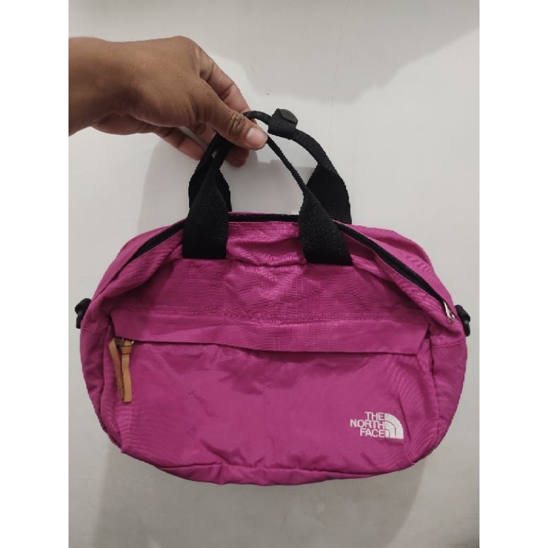 tas selempang TNF