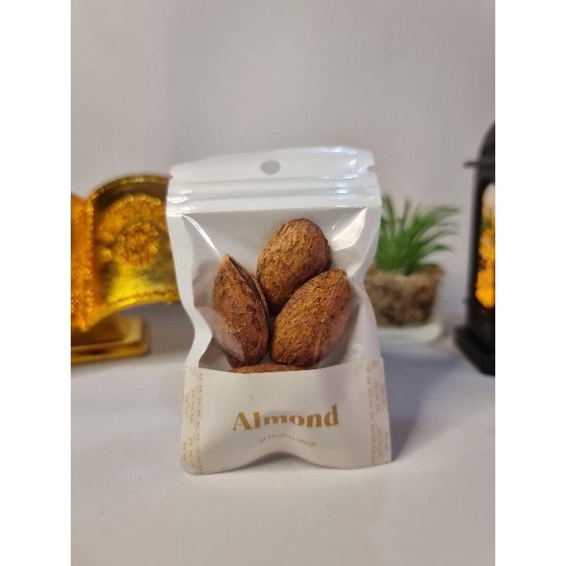 

Kacang Almond | Roasted Almond Butter Milk Isian Souvenir Oleh Oleh Haji dan Umroh