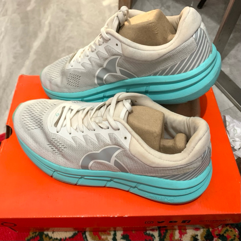 Ortuseight Hyperfuse 1.4 Sepatu Lari Preloved